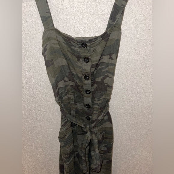 SANCTUARY Womens Camo Green Breezy Sleeveless Jumpsuit Adjustable Strap Size S - Picture 2 of 9